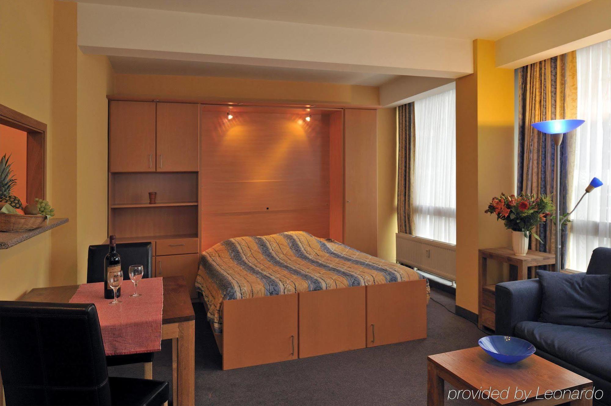 Résidence Aparthotel Wellington Bruxelles Esterno foto